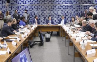 lideres-partidarios-definem-na