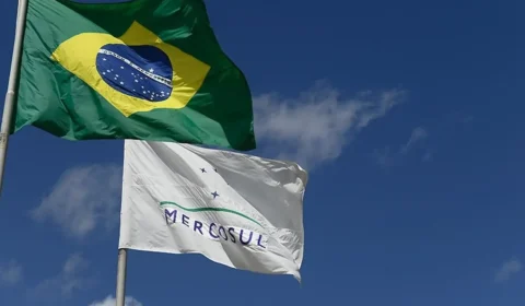 lula-vai-ao-paraguai-participa