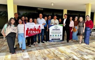 omar-aziz-recebe-liderancas-da