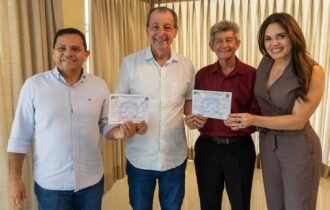 partido-de-omar-filia-mais-um-