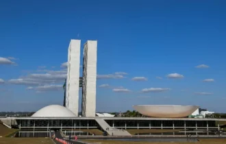 pec-61-entra-em-compasso-de-es