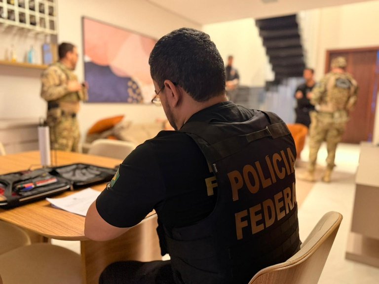 pf-prende-suspeito-em-investig