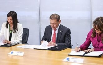 presidente-do-tse-assina-pacto