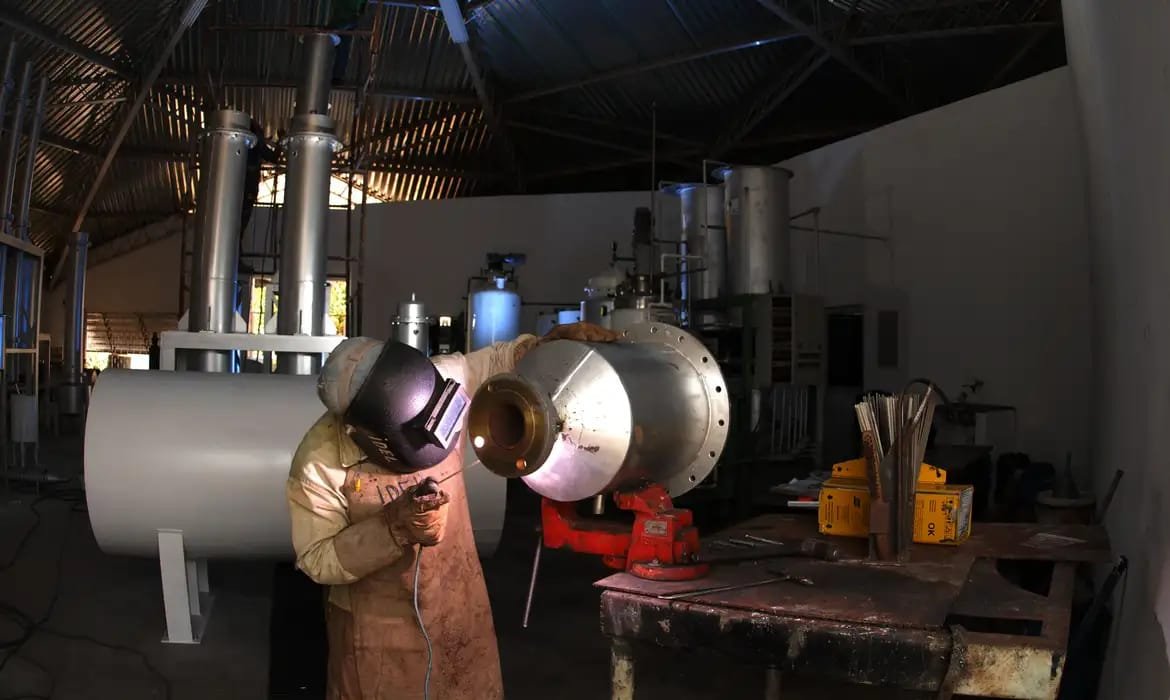 setor-industrial-registra-nova