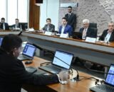 vacinas-debatedores-afirmam-qu