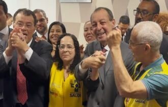 com-voto-favoravel-de-omar-azi