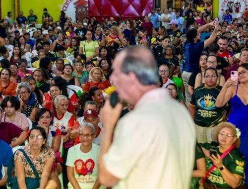em-grande-reuniao-na-zona-lest
