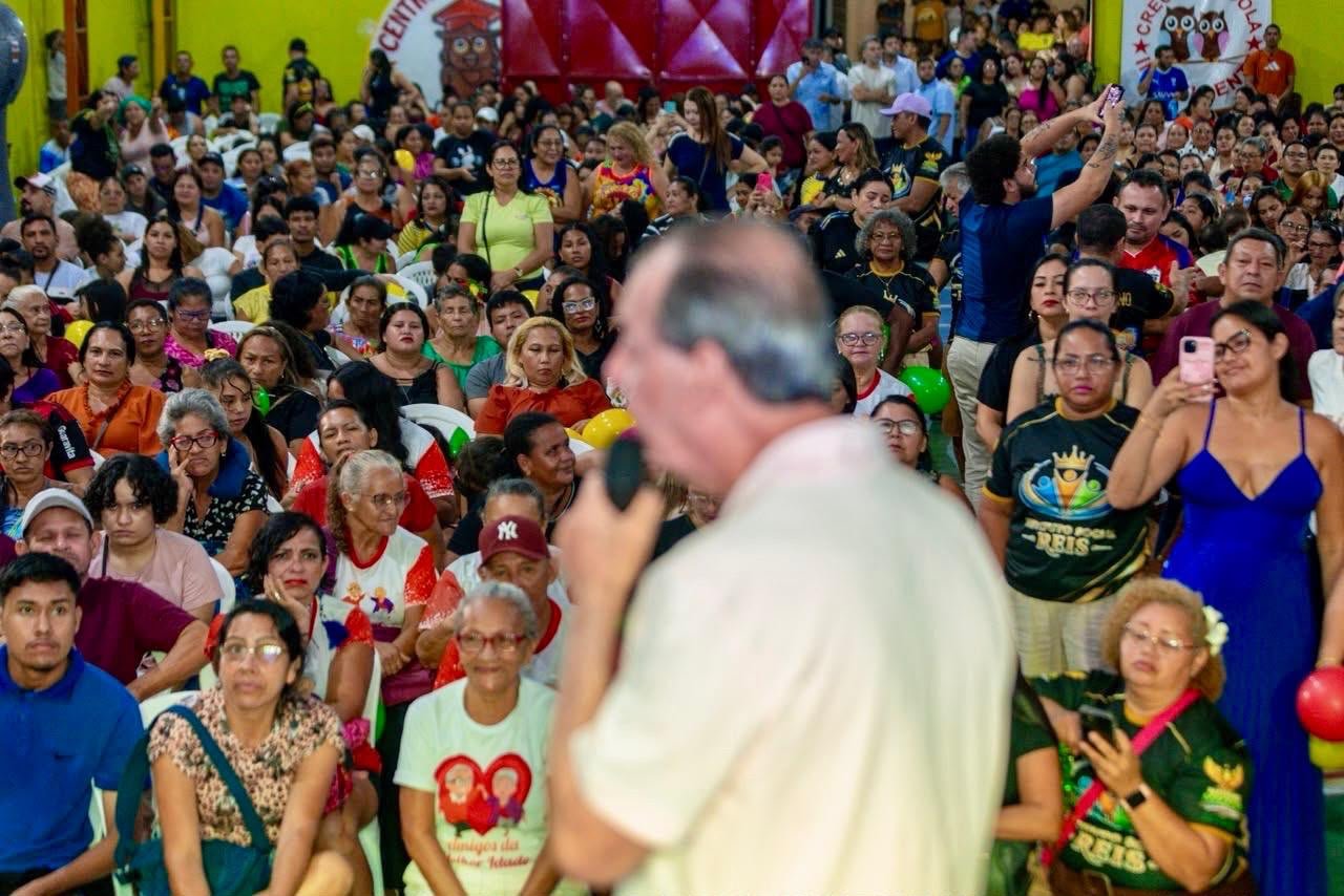 em-grande-reuniao-na-zona-lest