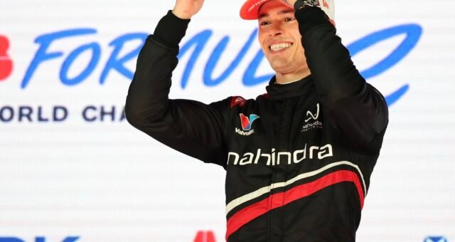 formula-e-nyck-de-vries-vence-