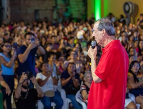 omar-defende-que-governo-volte