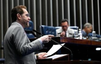 para-plinio-valerio-ativismo-c