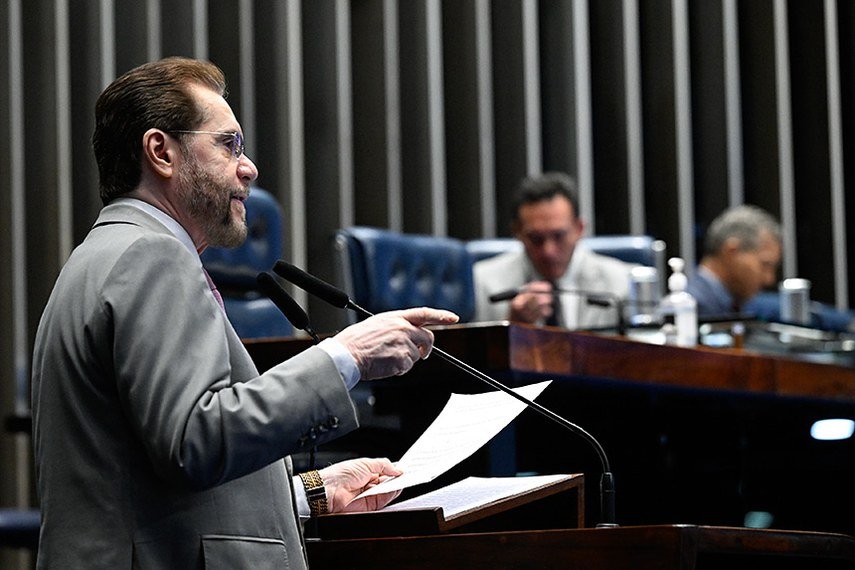 para-plinio-valerio-ativismo-c