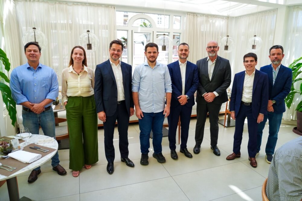 prefeito-renato-junior-anuncia