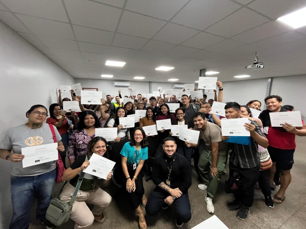 prefeitura-de-manaus-abre-200-