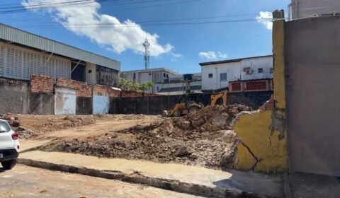 prefeitura-embarga-demolicao-i