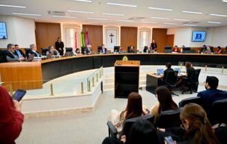 tce-am-rejeita-representacao-c