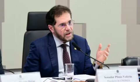 Plínio Valério deve ter apoio de Renato Júnior na disputa pelo Senado em 2026
