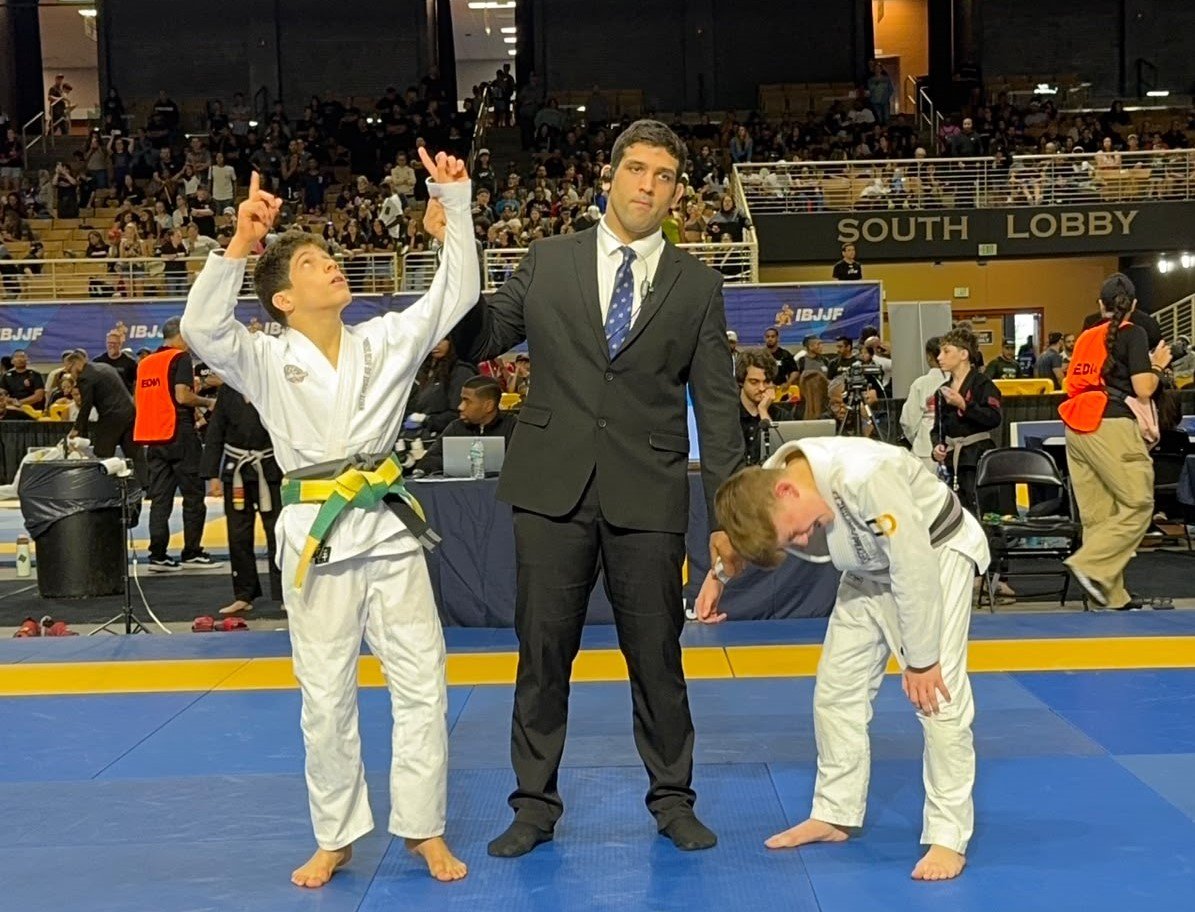 com-ouro-no-brasileiro-e-bronz