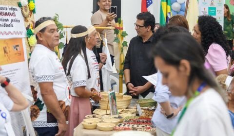 estudantes-adultos-e-idosos-da