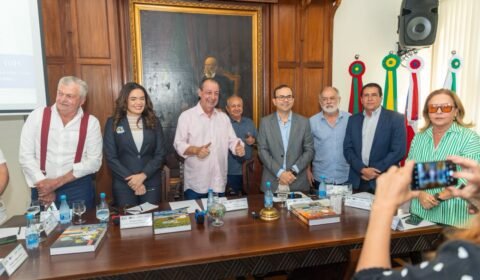 omar-propoe-pacto-com-comercio