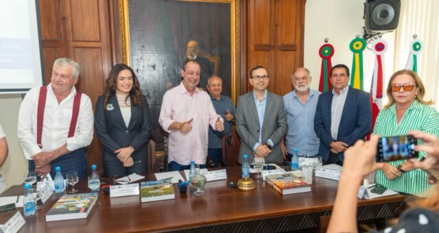 omar-propoe-pacto-com-comercio