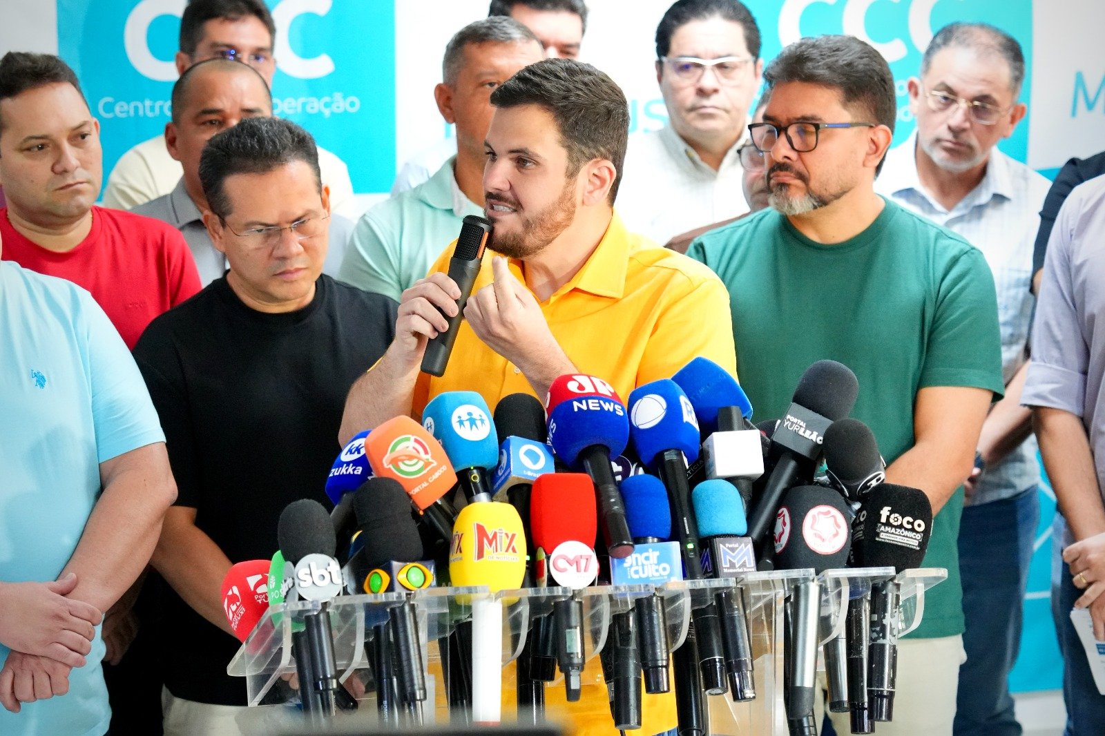 prefeito-renato-junior-entrega