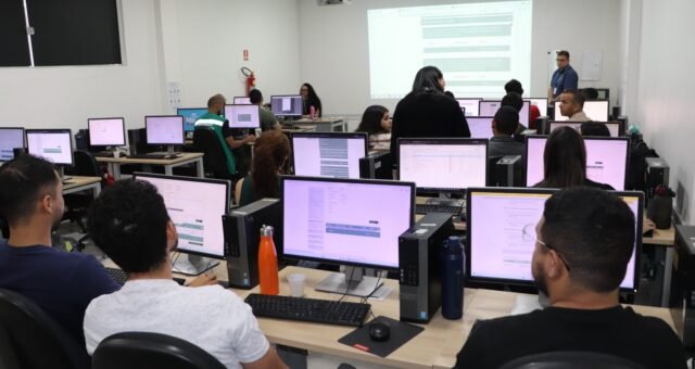 prefeitura-de-manaus-capacita-