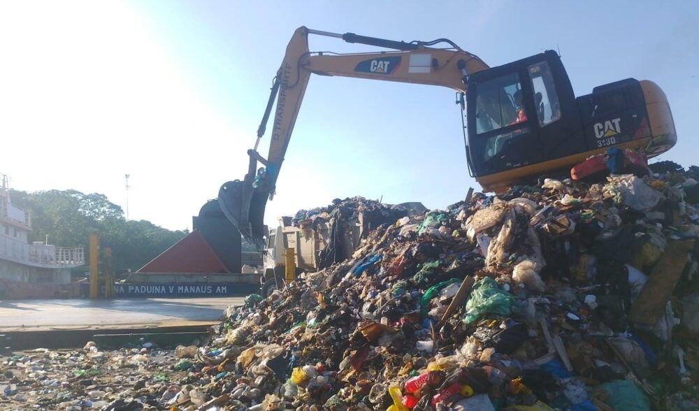 prefeitura-realiza-transbordo-