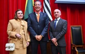 presidente-do-tce-am-prestigia