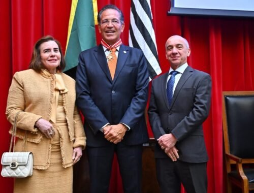 presidente-do-tce-am-prestigia