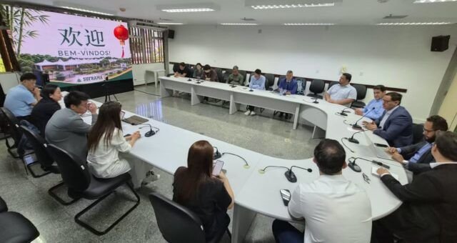 suframa-recebe-comitiva-chines