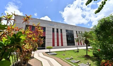tce-am-julga-56-processos-na-s