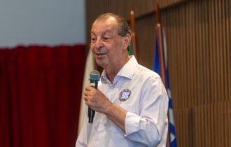 Omar vai criar comitê permanente para proteger competitividade da Zona Franca