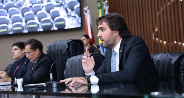 Deputado Thiago Abrahim propõe ampliar acesso ao diagnóstico precoce do autismo no interior do Amazonas