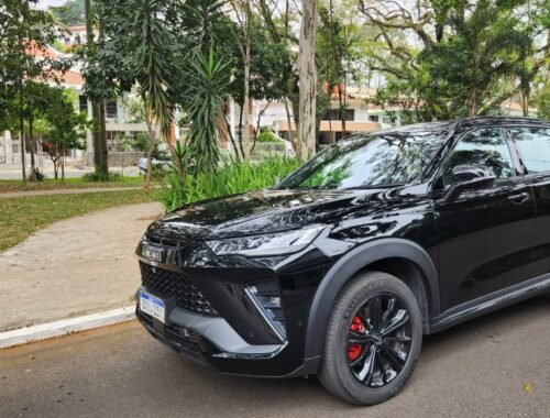 Haval H6 GT mostra duas faces entre ruas e estradas