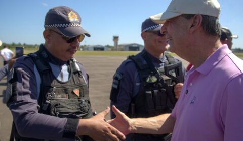 Omar defende polícia nas ruas agindo firme e com coragem contra o crime