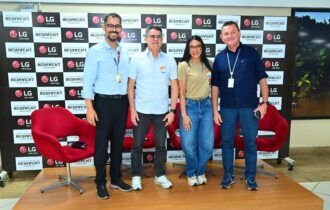 Na LG, David Almeida propõe frente permanente para proteger empregos e competitividade da Zona Franca