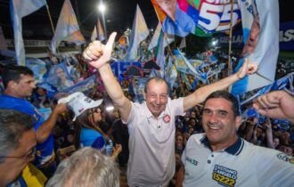 Omar Aziz lidera todos os cenários de 2º turno e tem a menor rejeição, aponta IPEN/G6