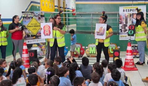 Alunos da educação infantil aprendem sobre segurança no trânsito em ação da Prefeitura de Manaus