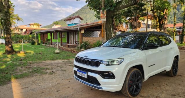 Jeep Compass mostra por que lidera entre os SUVs médios