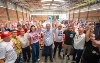 Em Nova Olinda do Norte, Omar anuncia reforço na segurança e aumento do Auxílio Estadual