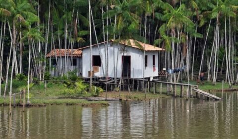 Justiça atende pedido do MPF e bloqueia registros irregulares de terras em área de ribeirinhos