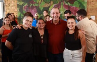 Omar vai ampliar crédito e fomento para fortalecer a cultura no Amazonas
