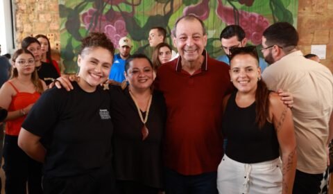 Omar vai ampliar crédito e fomento para fortalecer a cultura no Amazonas