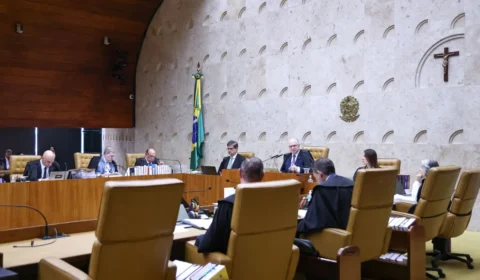 Fim do inquérito das fake news para sanar crise racha STF e amplia tensão