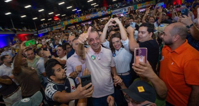 Omar Aziz recebe o apoio do senador reeleito Plínio Valério, que destaca experiência e capacidade