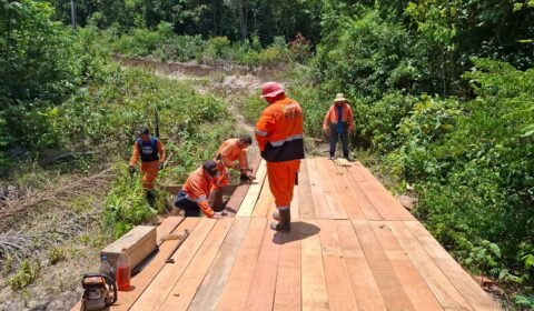 Prefeitura de Manaus constrói ponte de 120 metros no ramal do Brasileirinho para melhorar acesso e mobilidade dos moradores