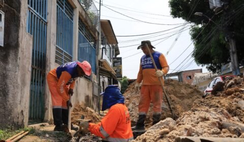 Prefeitura de Manaus mobiliza equipes em obra emergencial para recuperar drenagem no bairro Vila da Prata