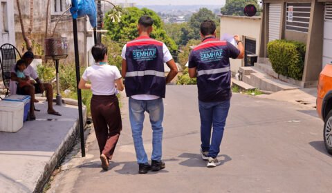Prefeitura de Manaus realiza mutirão de cadastramento para regularização fundiária no Parque dos Buritis