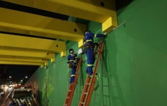 Prefeitura de Manaus reforça iluminação do viaduto Antônio Simões com projetores de LED e amplia segurança viária